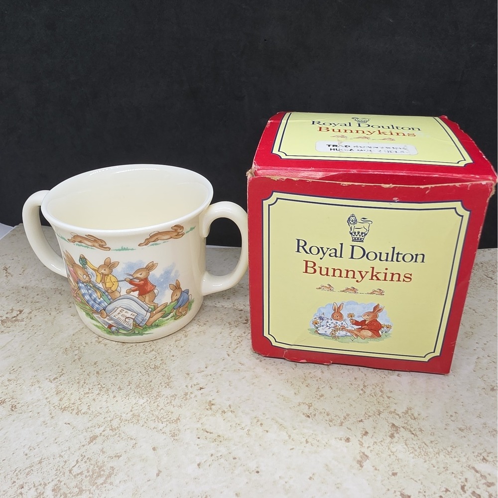 Vintage 1994 Royal Doulton Bunnykins Bone China Two Handle Cup Bunnys Grandpa
